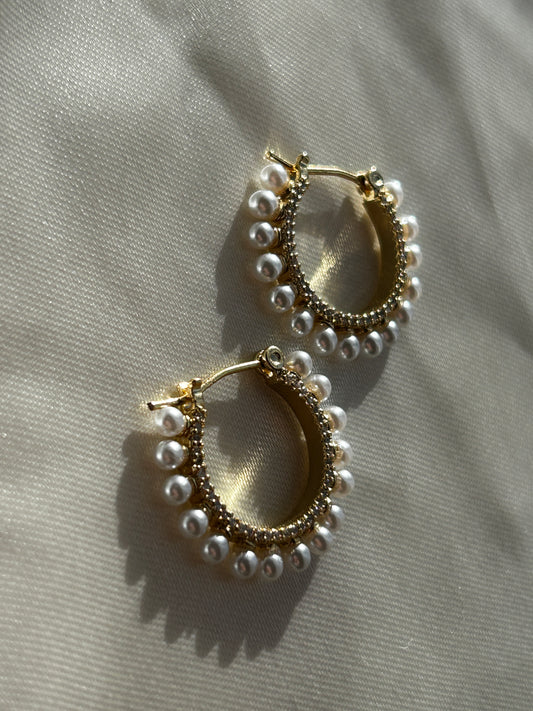 The Full Circle Pearl Earrings